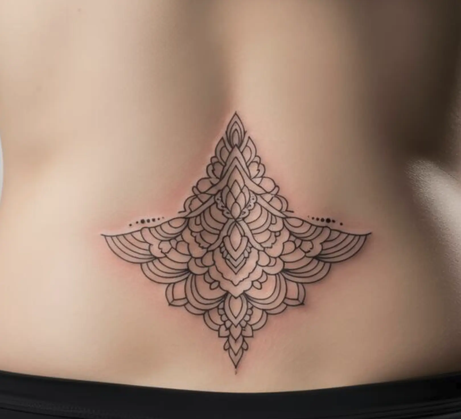 how much does a small fine line tattoo cost